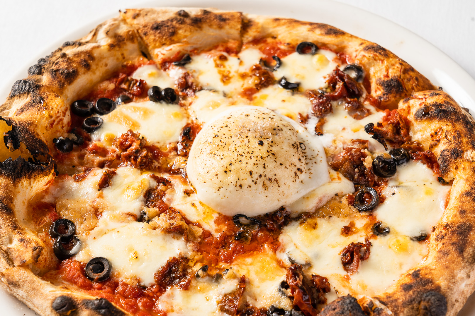 Burrata Fumada Pizza